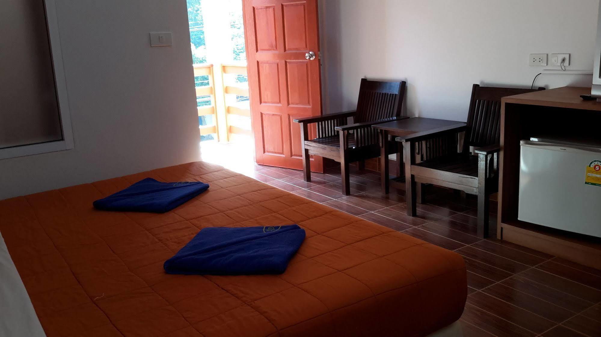 N.D.Hotel Koh Lanta Bagian luar foto